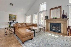 TV connectée, cheminée