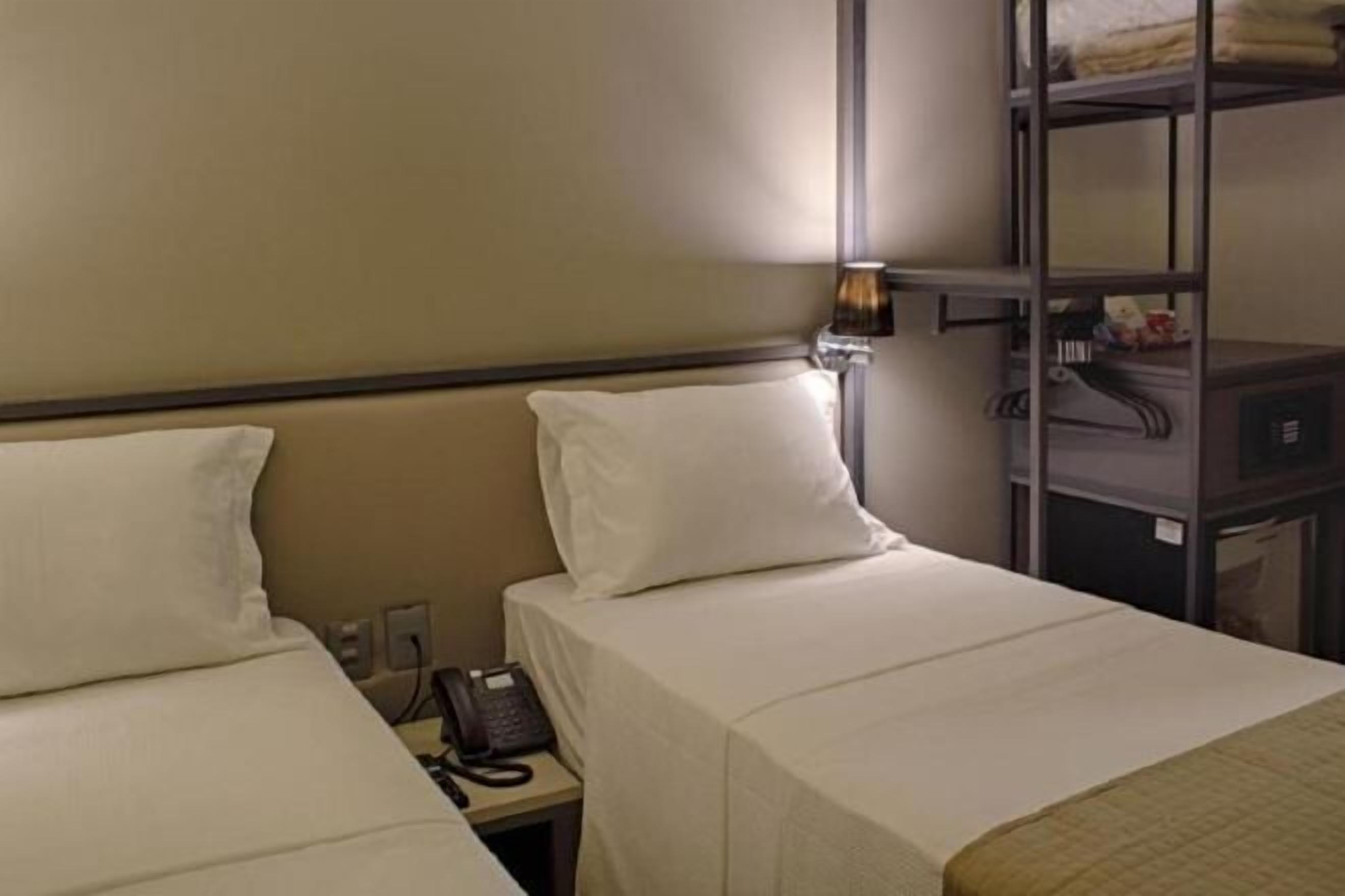 10 chambres, minibar, coffres-forts dans les chambres, bureau