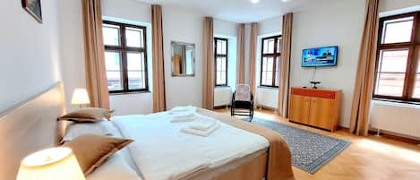 Deluxe-Apartment, Bergblick | 1 Schlafzimmer, individuell dekoriert, individuell eingerichtet