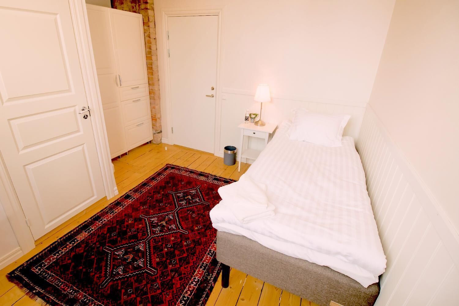 desk, soundproofing, iron/ironing board, free wifi