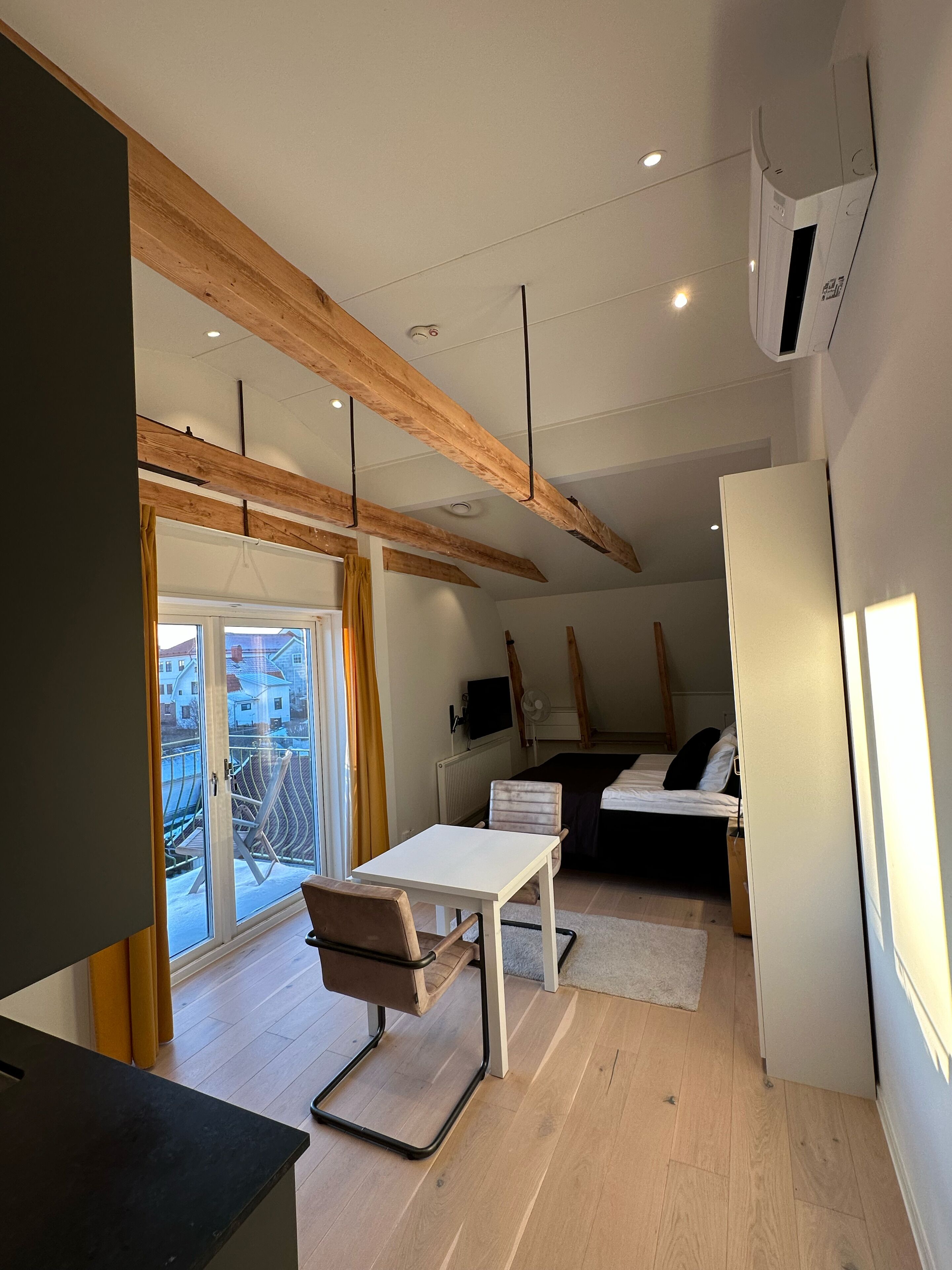 Studiosuite – superior, 1 soverom | Eget kjøkken | Kjøleskap, mikrobølgeovn, ovn og kokeplater