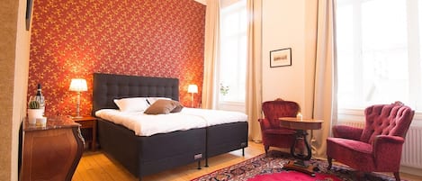 Kahden hengen deluxe-huone | Työpöytä, äänieristys, silitysrauta/-lauta, ilmainen Wi-Fi