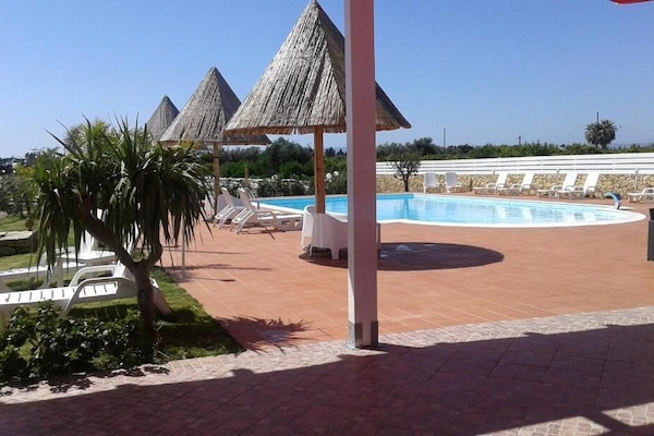 Piscina a l'aire lliure de temporada