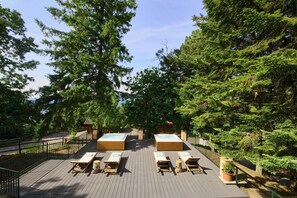 Superior Chalet | 2 bedrooms, free WiFi, bed sheets