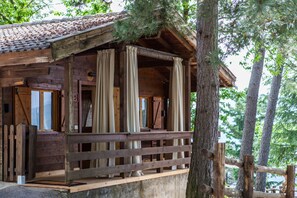 Chalet | Free WiFi, bed sheets