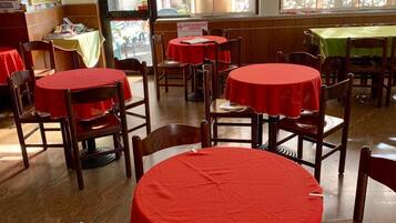 Desayuno continental incluido todos los días