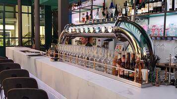 Bar (en la propiedad)