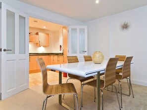Dining - A luxury apartment with views over the golf course down to Fistral Beach. (Newquay)