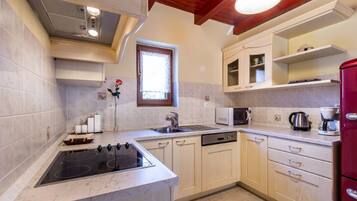Villa, 2 Bedrooms, Private Pool | Private kitchen | Full-size fridge, microwave, oven, stovetop