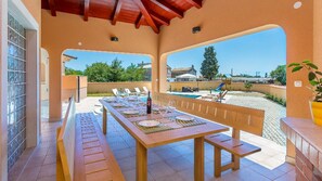 Terrace/patio - Villa Orange (Marcana)