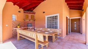 Área de parrillas y picnic