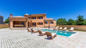 Exterior - Villa Orange (Marcana)