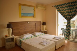 Basic Duplex, 2 Twin Beds, Smoking, Sea View | Hypo-allergenic bedding, individually furnished, desk, soundproofing - Tommy's Rooms (Rhodes)