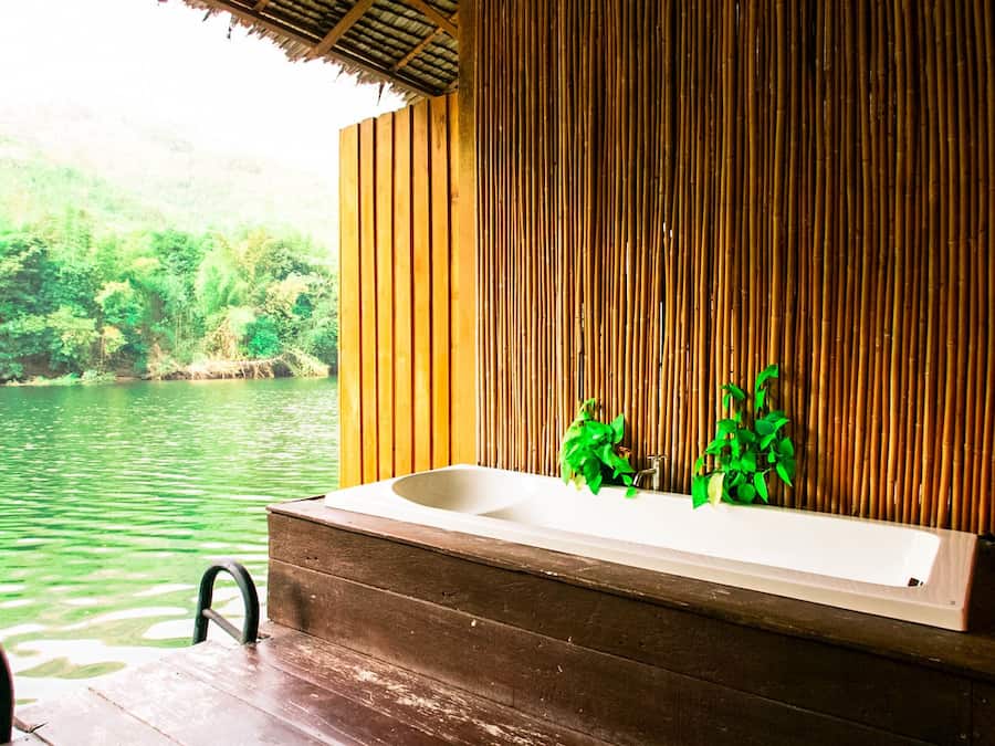 Raft Triple Room | Hiên