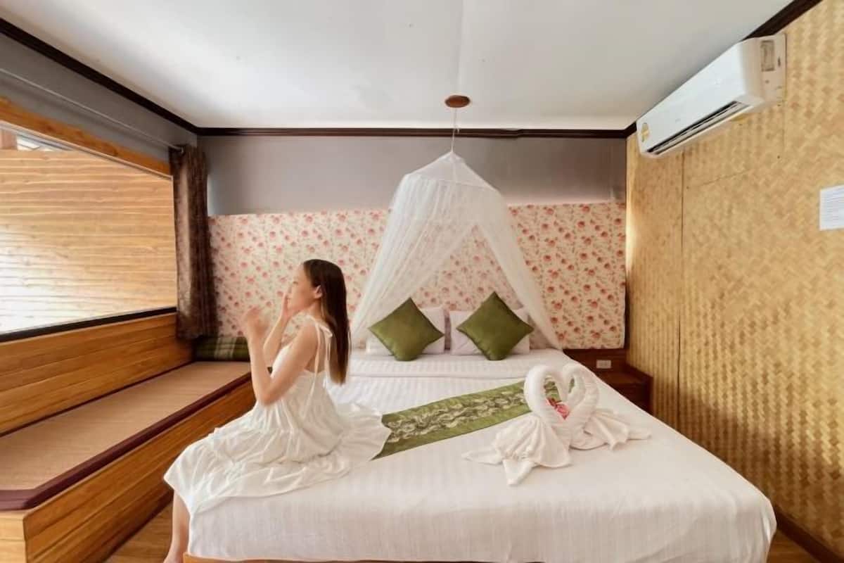 5 habitaciones, cortinas blackout, camas extra y wifi gratis