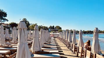 Private beach, free beach cabanas, sun loungers, beach umbrellas