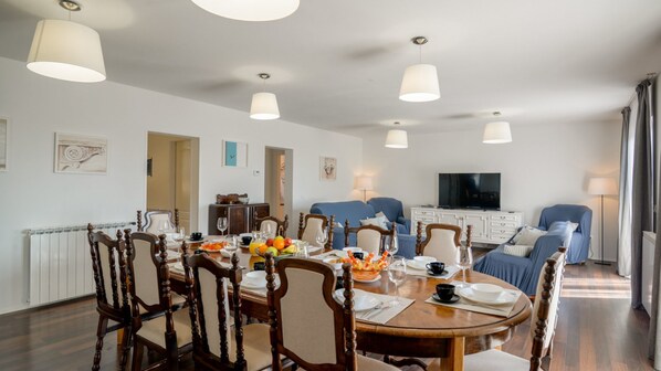 Villa, 5 Bedrooms | Living area | Flat-screen TV