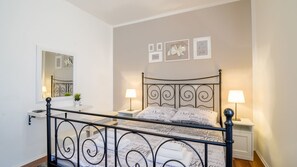 Villa, 5 Bedrooms | 5 bedrooms, in-room safe, desk, soundproofing