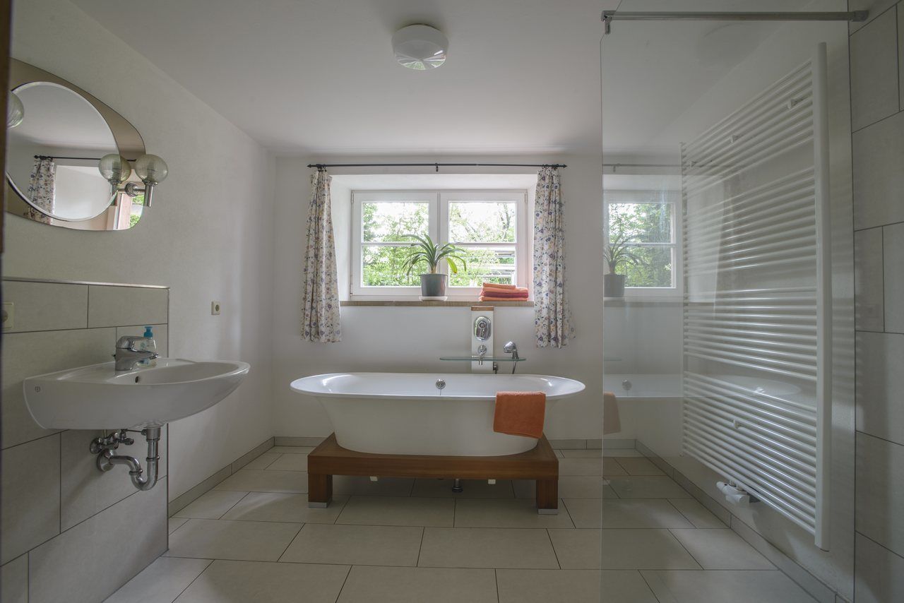 Apartment (Sonnenblume) | Badezimmer | Haartrockner, Handtücher