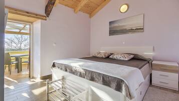 Villa, 5 Schlafzimmer, eigener Pool | 5 Schlafzimmer, Zimmersafe, Schreibtisch, schallisolierte Zimmer