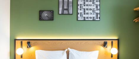 Standard Double Room, 1 Queen Bed, Non Smoking | Desk, blackout drapes, free WiFi, bed sheets