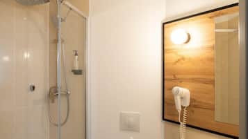 Desk, blackout drapes, free WiFi, bed sheets