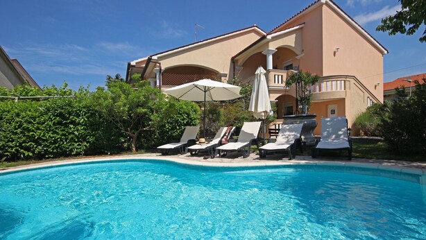 Private pool - Villa Sun (Pula)