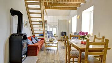 Apartemen, Beberapa Tempat Tidur | Area keluarga | TV layar datar