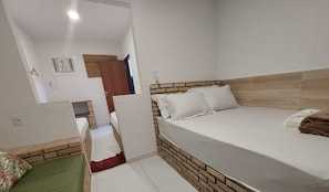2 habitaciones, tabla de planchar con plancha y wifi gratis