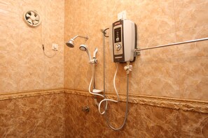 Shower, hydromassage showerhead, towels