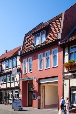 Front of property - Gästehaus Deutsches Haus (Northeim)