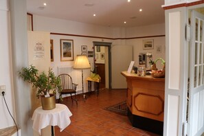 Reception - Gästehaus Deutsches Haus (Northeim)
