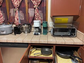 Microwave, oven, stovetop, dishwasher