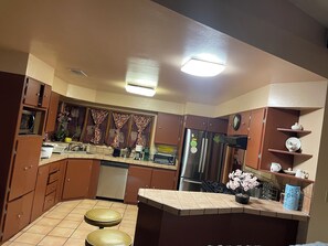 Microwave, oven, stovetop, dishwasher