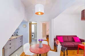 Flat-screen TV - Apartment Dox (Dubrovnik)