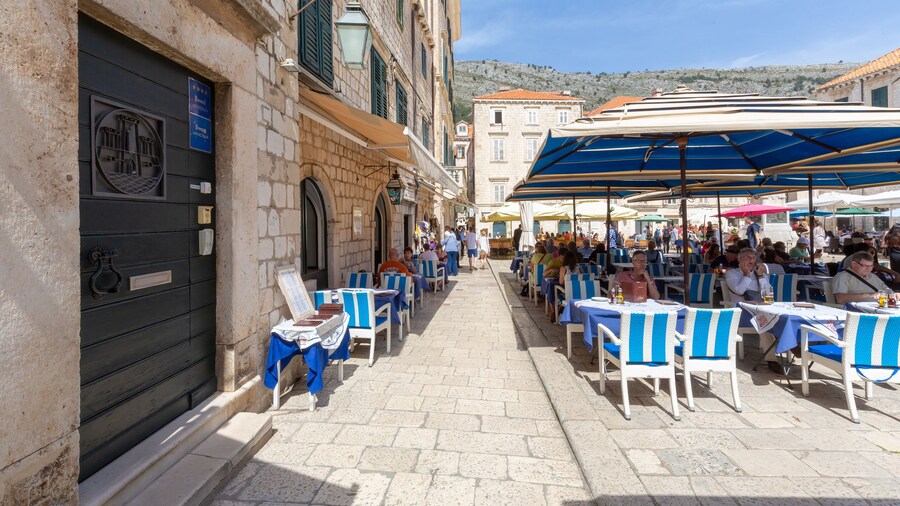 波那宫公寓酒店