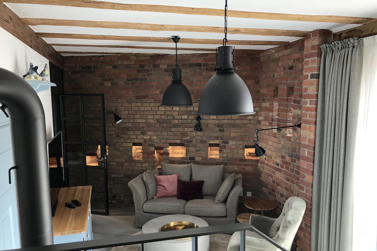 Romantic Loft, 2 Bedrooms, Fireplace, Garden View | Egyptian cotton sheets, premium bedding, pillow-top beds, in-room safe