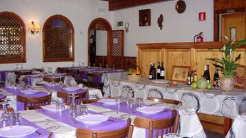 Daily buffet breakfast (EUR 7 per person)