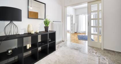 Aphrodite 3 Bedroom Central Apartment