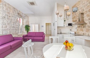 Deluxe Apartment, 1 Bedroom | In-room dining - Apartments Lausion (Dubrovnik)