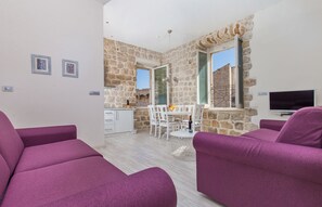 Deluxe Apartment, 1 Bedroom | Living area | TV - Apartments Lausion (Dubrovnik)