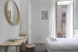Appartement, 2 slaapkamers | 2 slaapkamers, een kluis op de kamer, geluiddichte muren