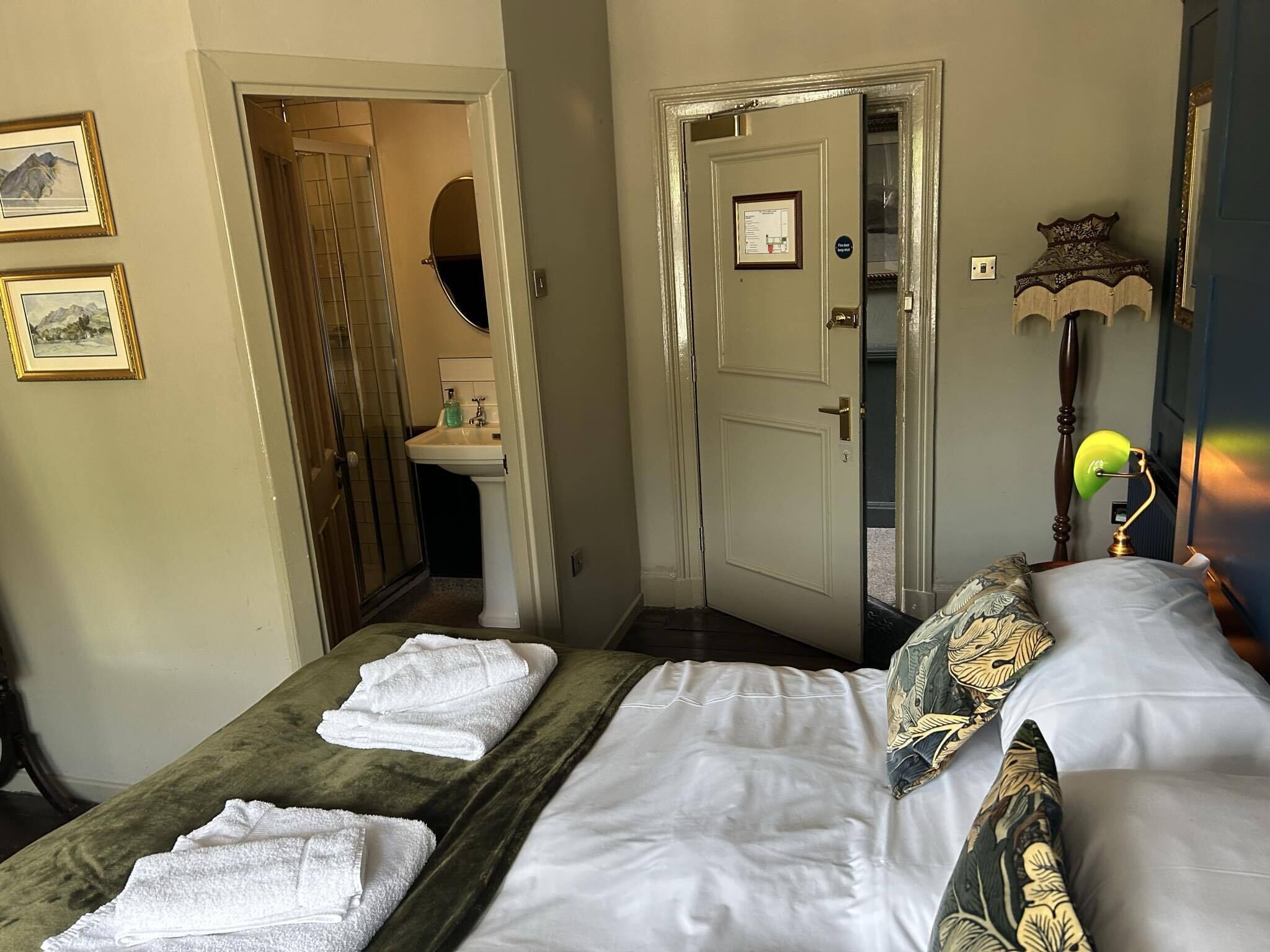 双人房, 独立浴室