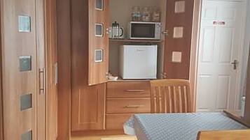 Deluxe Double or Twin Room, 1 Double or 2 Single Beds | Desk, laptop workspace, blackout curtains, iron/ironing board