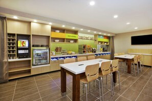 Free daily continental breakfast - Home2 Suites By Hilton West Bloomfield Detroit (West Bloomfield)