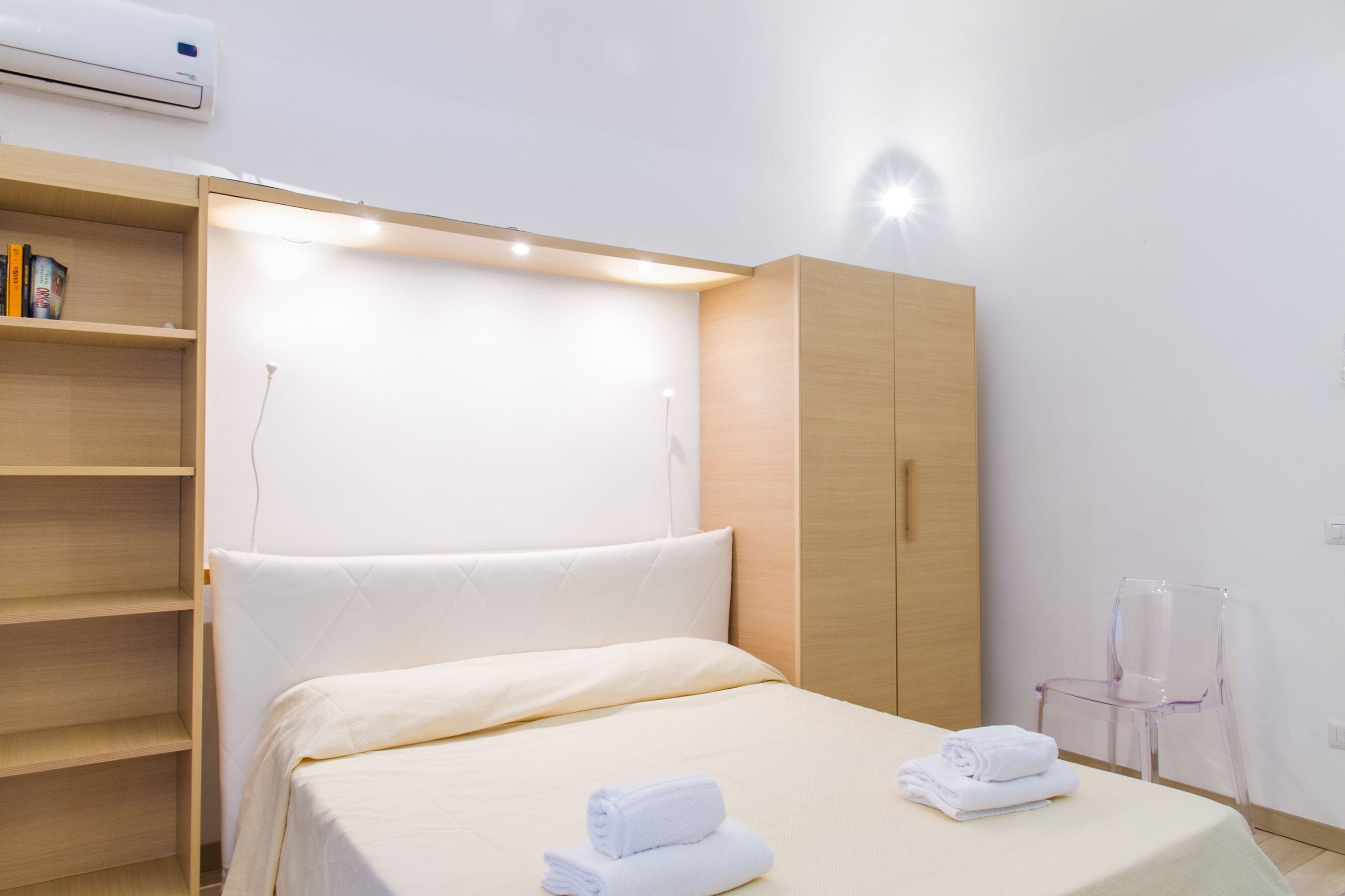 Studio, 1 makuuhuone, terassi, merinäköala | Silitysrauta/-lauta, ilmainen Wi-Fi, vuodevaatteet