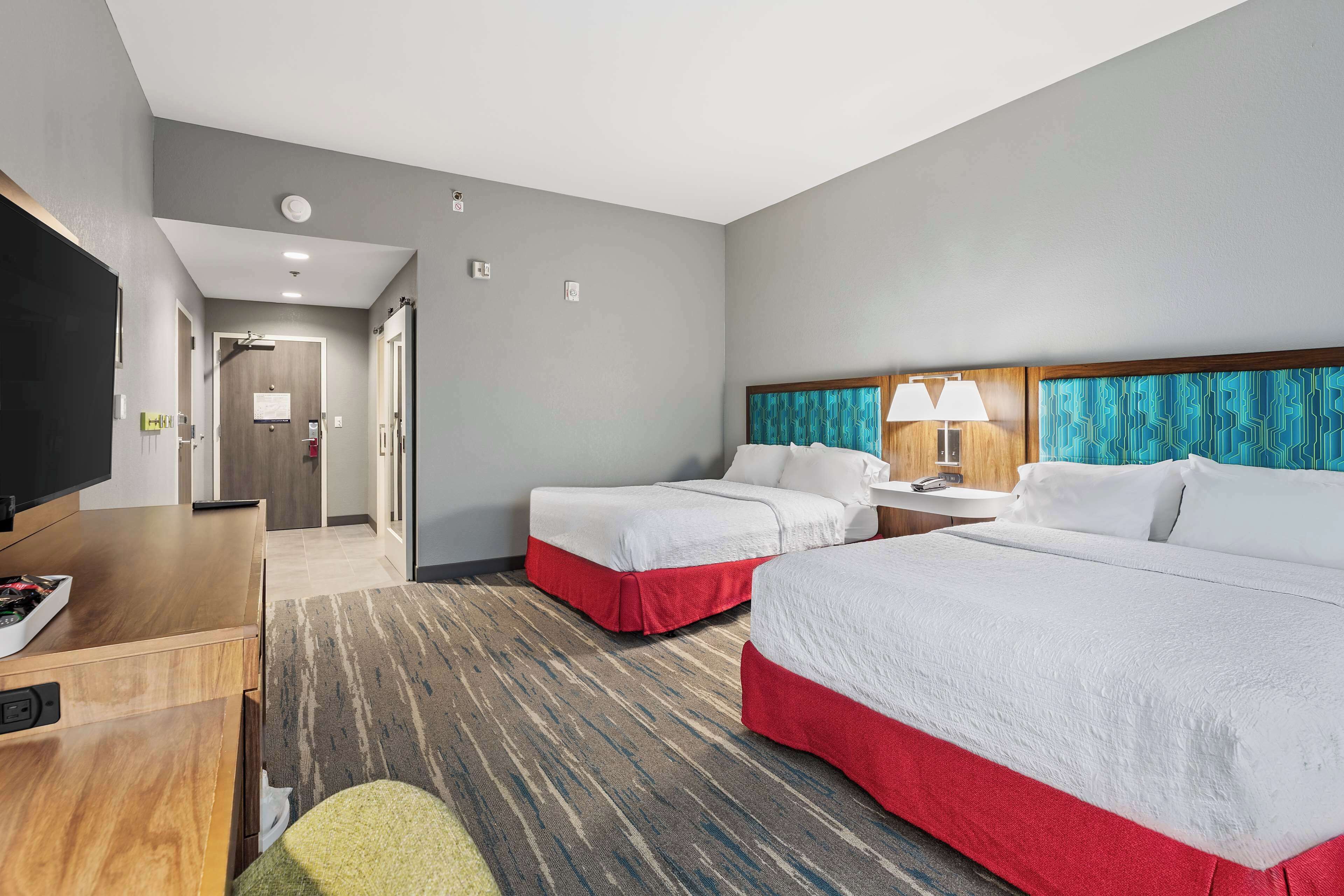 hypo-allergenic bedding, in-room safe, desk, laptop workspace