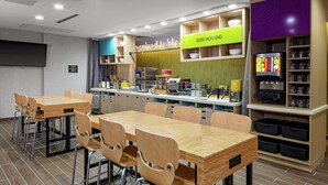 매일 풀 브렉퍼스트 무료 아침 식사 포함