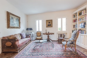 Apartment, 1 Bedroom | Living room - Venezia - Fondamenta San Felice (Venice)