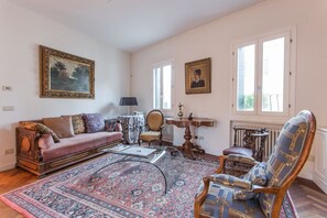 Apartment, 1 Bedroom | Living room - Venezia - Fondamenta San Felice (Venice)